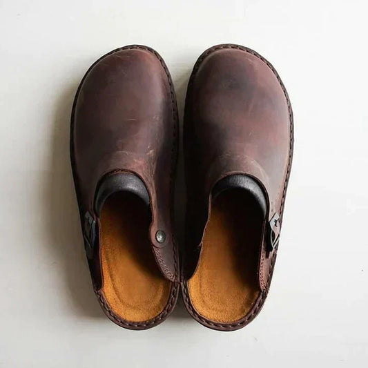 Rory™ l Orthopaedic Leather Clogs